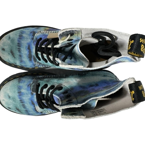 Dr. Martens NIB Pascal Blue Summer Tie Dye Lace Up Boots Women's US 7 EU 38 - Picture 12 of 14